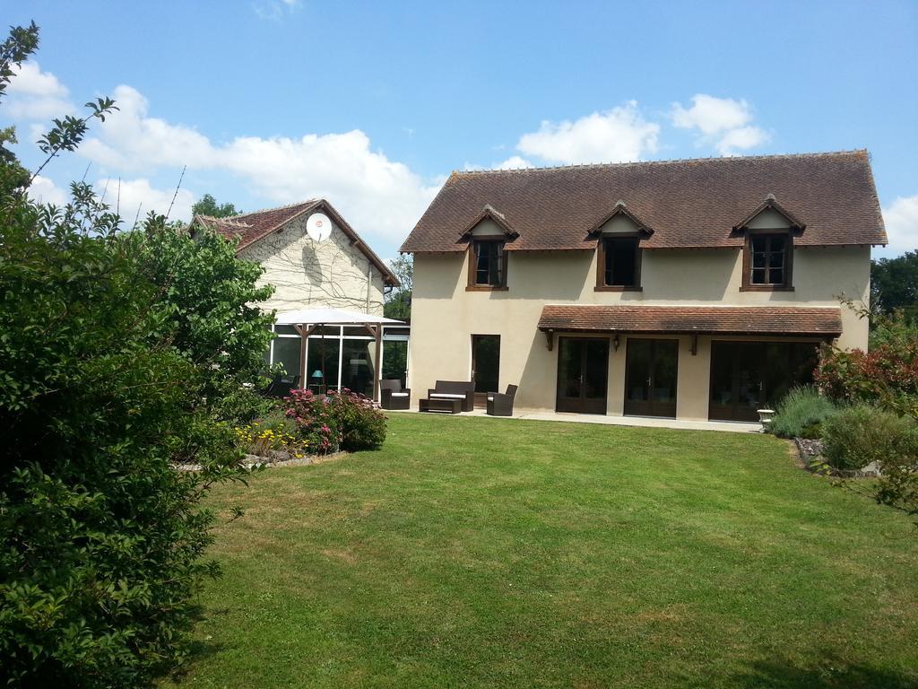Hotel & Restaurant Le Moulin De Chameron, The Originals Relais Bannegon Екстериор снимка