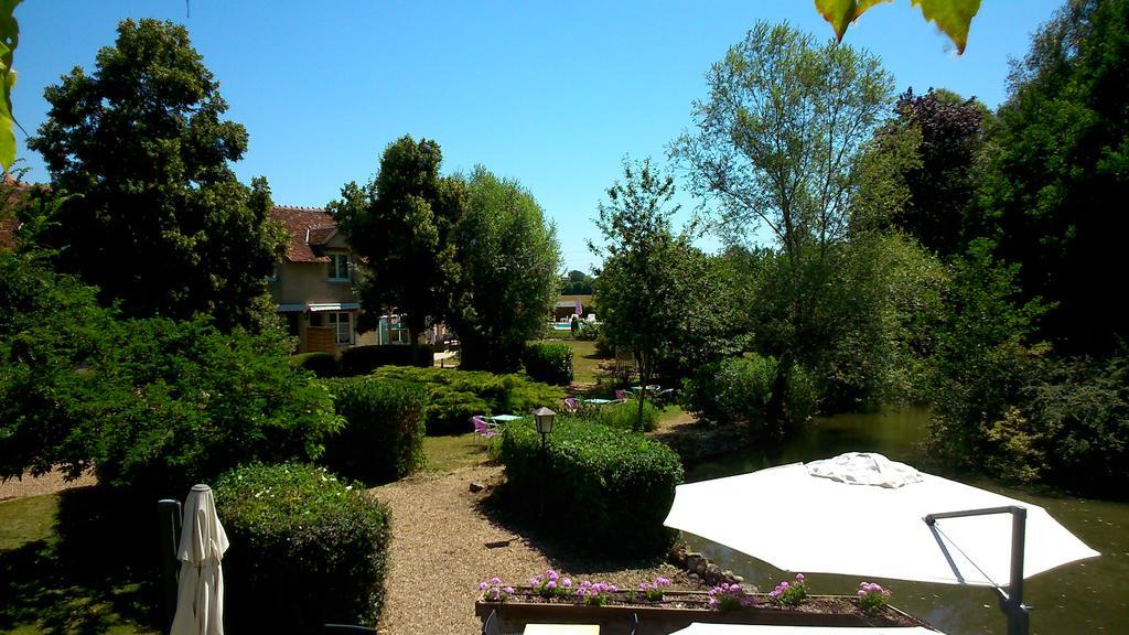 Hotel & Restaurant Le Moulin De Chameron, The Originals Relais Bannegon Екстериор снимка